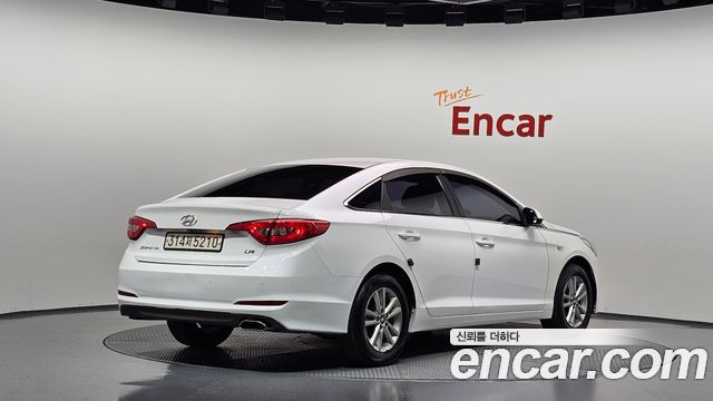 Hyundai Sonata 2017 — photo 2