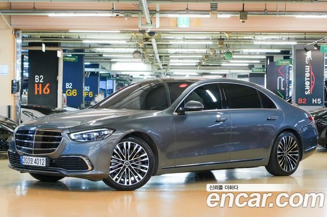 Mercedes-Benz S-Class 2021 — photo 1