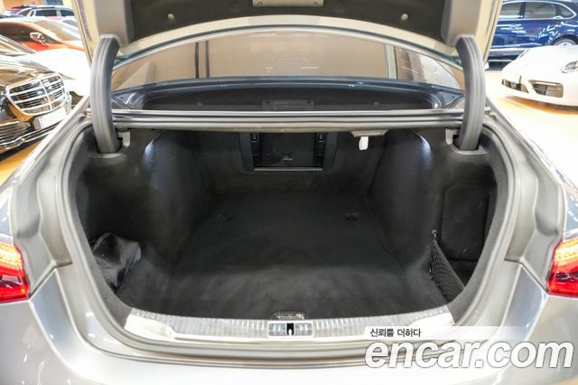 Mercedes-Benz S-Class 2021 — photo 20