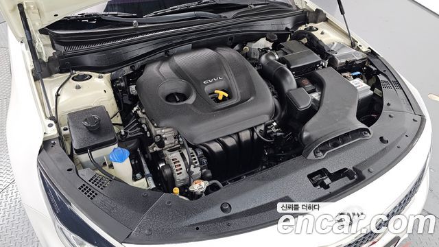 Kia K5 2017 — photo 6