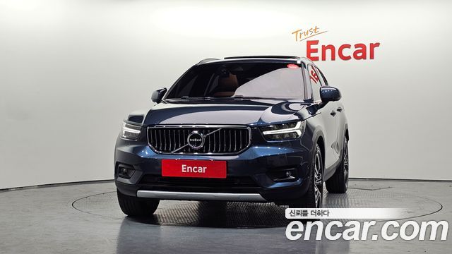 Volvo XC40 2019 — photo 3