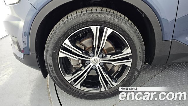 Volvo XC40 2019 — photo 5