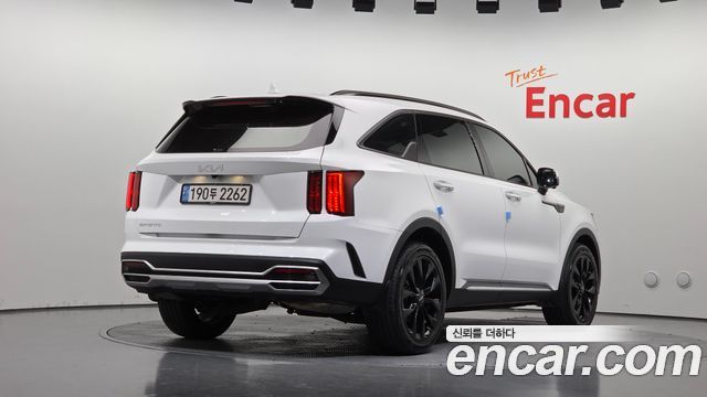 Kia Sorento 2023 — photo 2