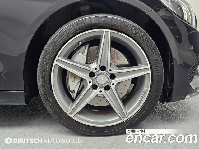 Mercedes-Benz C-Class 2017 — photo 5