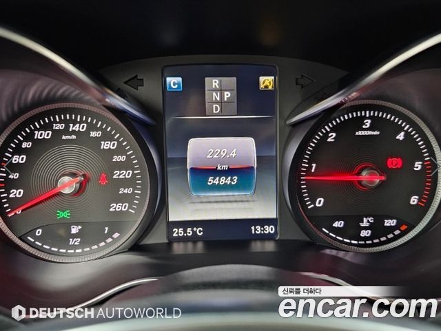 Mercedes-Benz C-Class 2017 — photo 8
