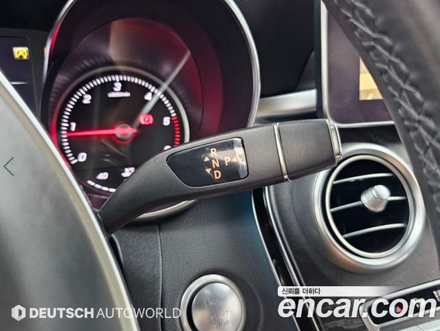 Mercedes-Benz C-Class 2017 — photo 9