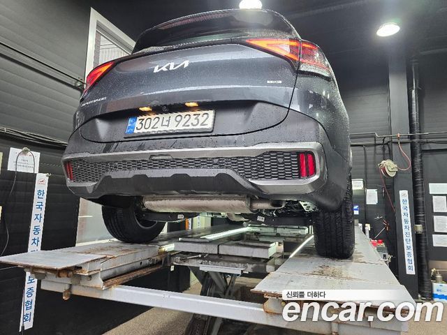 Kia Sportage 2023 — photo 2