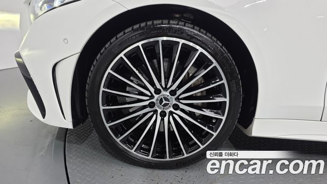 Mercedes-Benz CLS-Class 2022 — photo 5