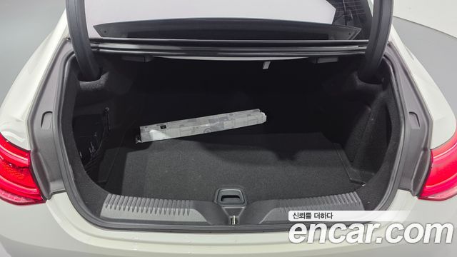 Mercedes-Benz CLS-Class 2022 — photo 25
