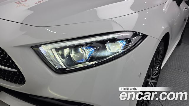 Mercedes-Benz CLS-Class 2022 — photo 8