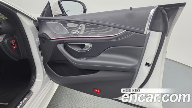 Mercedes-Benz CLS-Class 2022 — photo 14