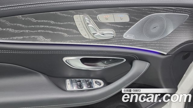 Mercedes-Benz CLS-Class 2022 — photo 30