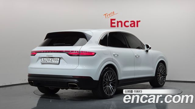 Porsche Cayenne 2020 — photo 2