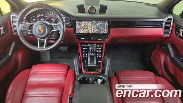 Porsche Cayenne 2020 — photo 10