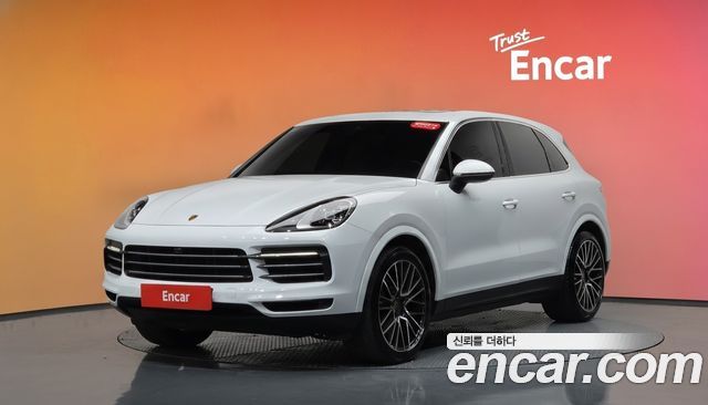 Porsche Cayenne 2020 — photo 1