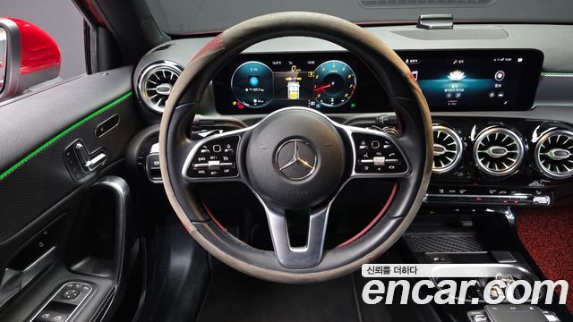 Mercedes-Benz A-Class 2021 — photo 13