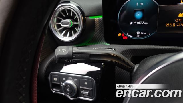 Mercedes-Benz A-Class 2021 — photo 17