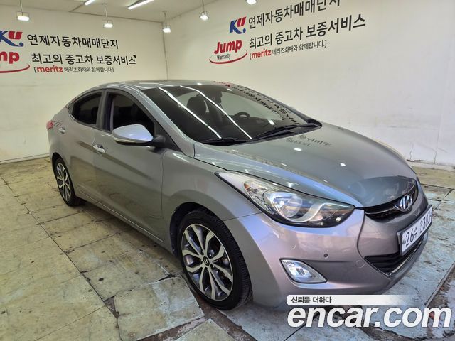 Hyundai AVANTE 2013 — photo 3