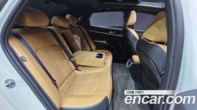 Kia K5 2020 — photo 18