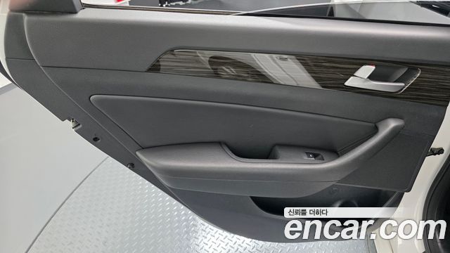 Hyundai Sonata 2015 — photo 15