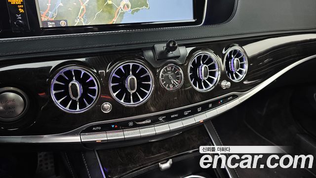 Mercedes-Benz S-Class 2015 — photo 17