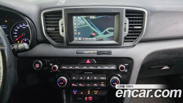 Kia Sportage 2017 — photo 14