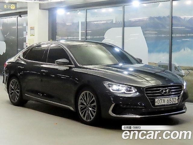 Hyundai Grandeur 2018 — photo 1