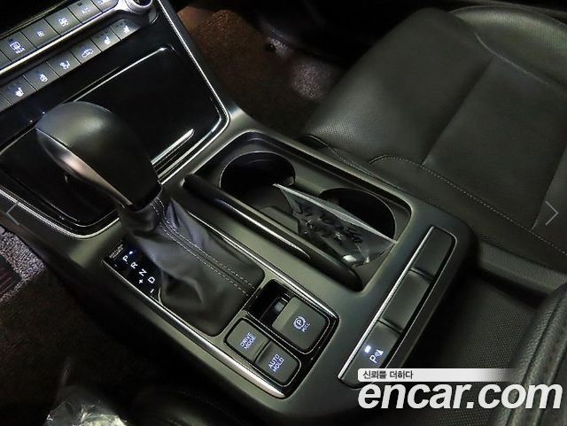 Hyundai Grandeur 2018 — photo 12