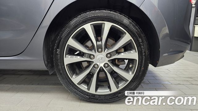 Hyundai i30 2018 — photo 5