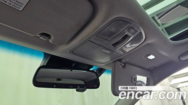 Hyundai i30 2018 — photo 17