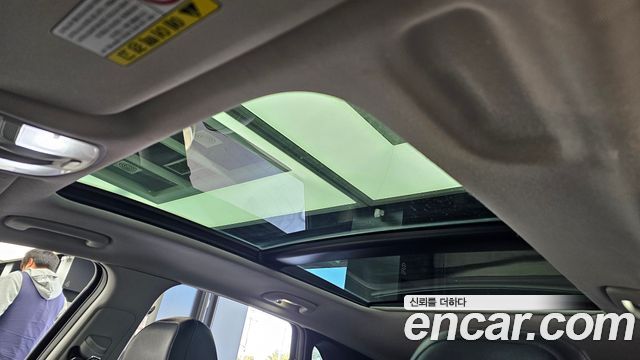 Hyundai i30 2018 — photo 18