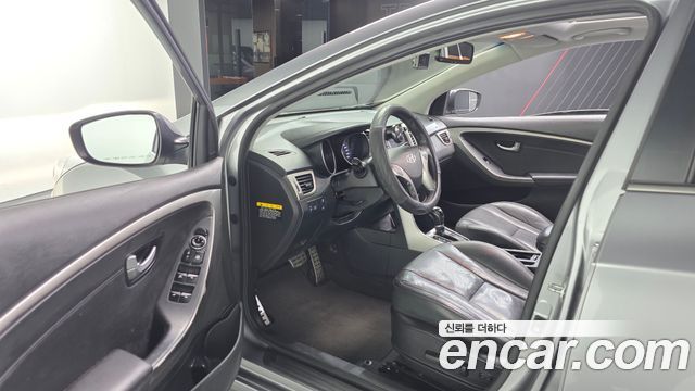 Hyundai i30 2012 — photo 10