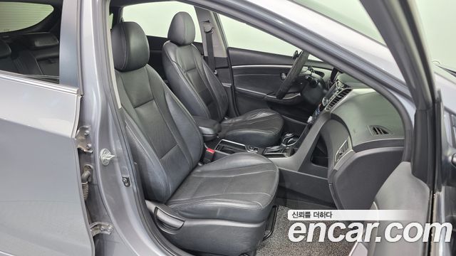 Hyundai i30 2012 — photo 11