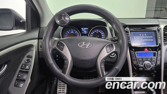 Hyundai i30 2012 — photo 13