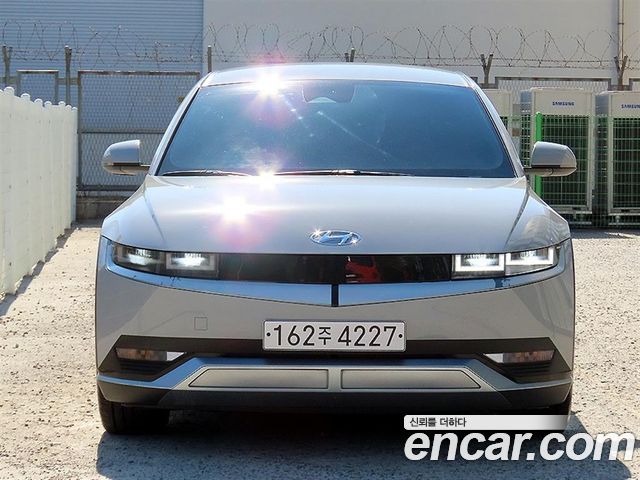 Hyundai Ioniq5 2023 — photo 1
