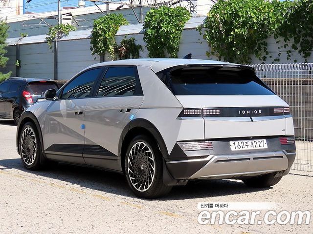 Hyundai Ioniq5 2023 — photo 3