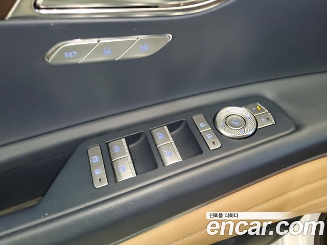 Genesis GV80 2022 — photo 18