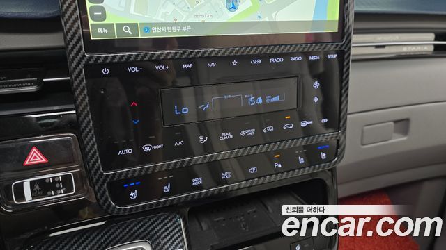Hyundai Staria 2025 — photo 18