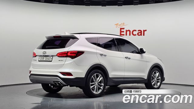 Hyundai Santafe 2016 — photo 2