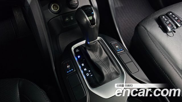 Hyundai Santafe 2016 — photo 12