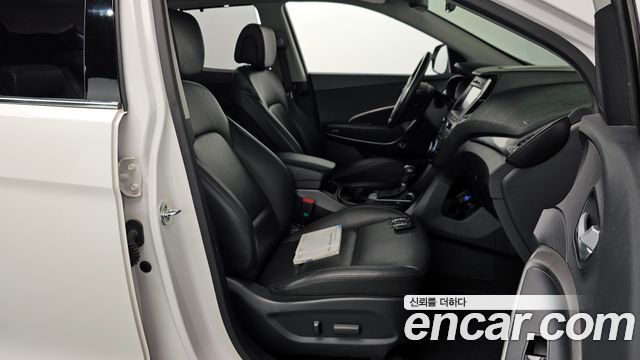Hyundai Santafe 2016 — photo 17