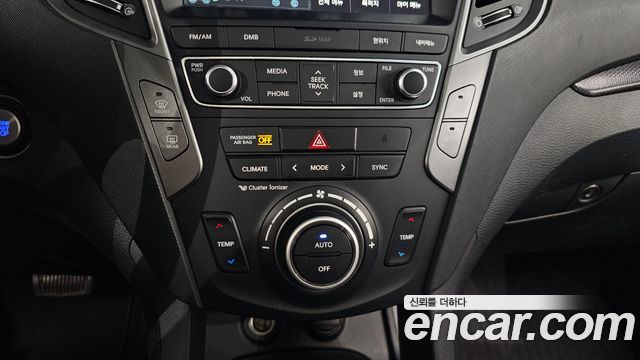 Hyundai Santafe 2016 — photo 23