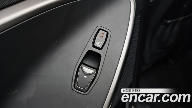 Hyundai Santafe 2016 — photo 24