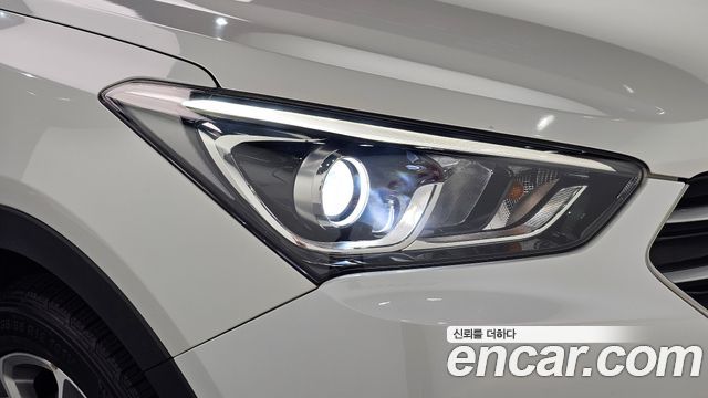 Hyundai Santafe 2016 — photo 8