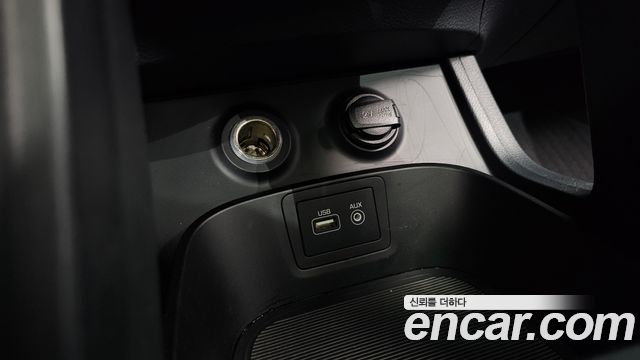 Hyundai Santafe 2016 — photo 36
