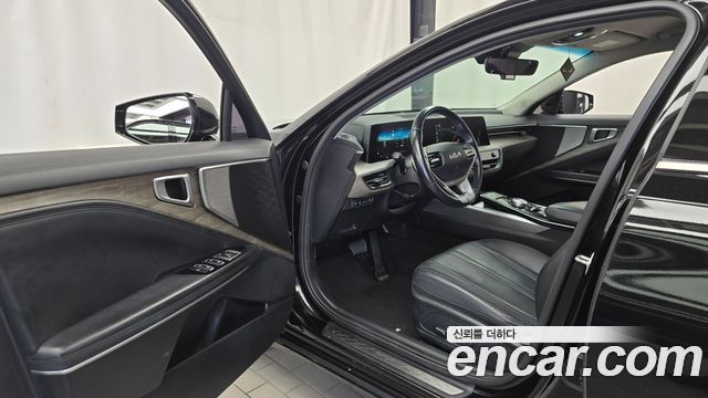 Kia K8 2022 — photo 13