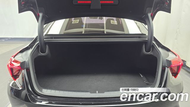Kia K8 2022 — photo 22