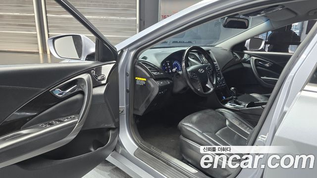 Hyundai Grandeur 2016 — photo 13