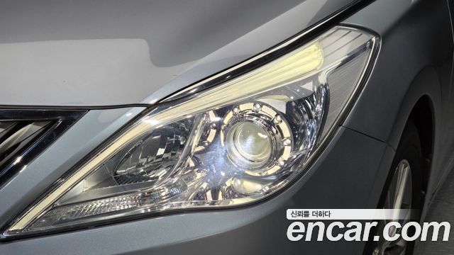 Hyundai Grandeur 2016 — photo 8