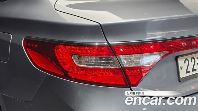 Hyundai Grandeur 2016 — photo 9